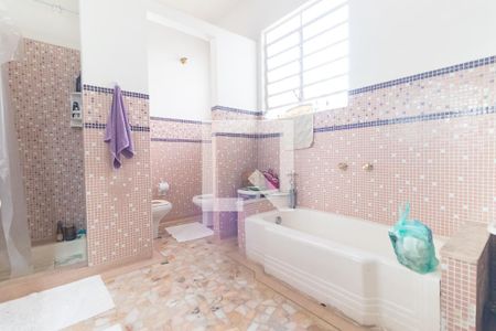 Casa à venda com 800m², 3 quartos e 10 vagasBanheiro Social