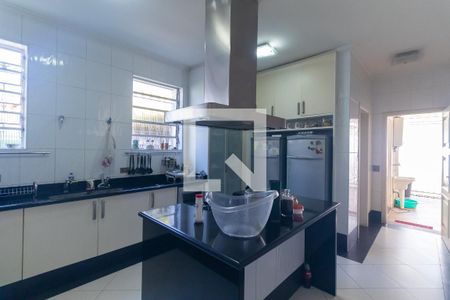 Casa à venda com 800m², 3 quartos e 10 vagasCozinha