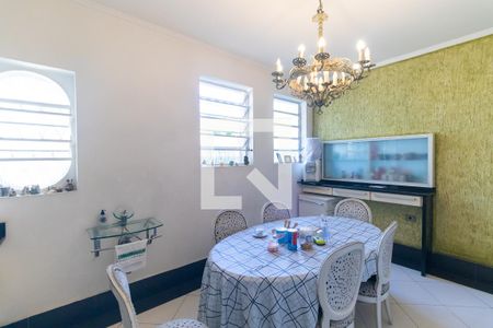 Casa à venda com 800m², 3 quartos e 10 vagasCopa