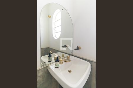 Casa à venda com 800m², 3 quartos e 10 vagasLavabo