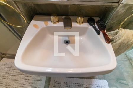 Casa à venda com 800m², 3 quartos e 10 vagasBanheiro da Suíte