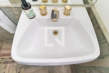 Casa à venda com 800m², 3 quartos e 10 vagasLavabo