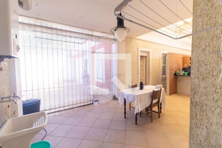 Casa à venda com 800m², 3 quartos e 10 vagasÁrea de Serviço