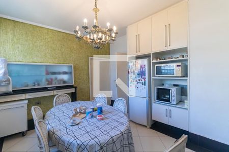 Casa à venda com 800m², 3 quartos e 10 vagasCopa