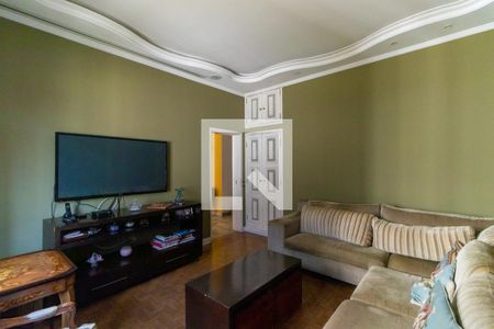 Casa à venda com 800m², 3 quartos e 10 vagasSala de TV