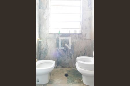 Casa à venda com 800m², 3 quartos e 10 vagasBanheiro da Suíte