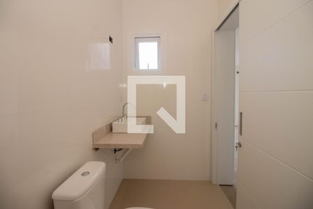 Casa de condomínio à venda com 256m², 3 quartos e 2 vagas Casa de condomínio à venda com 256m², 3 quartos e 2 vagasBanheiro da Suíte