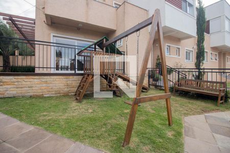 Casa de condomínio à venda com 256m², 3 quartos e 2 vagas Casa de condomínio à venda com 256m², 3 quartos e 2 vagasÁrea Comum - Playground