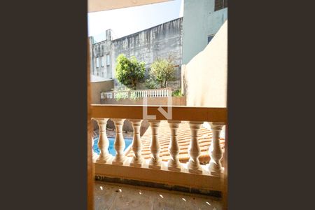 Casa para alugar com 500m², 4 quartos e 7 vagasVaranda dos quartos 01 e 02