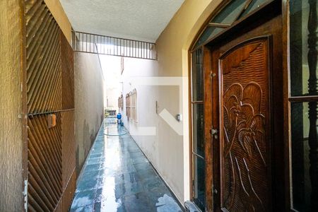 Casa para alugar com 500m², 4 quartos e 7 vagasEntrada