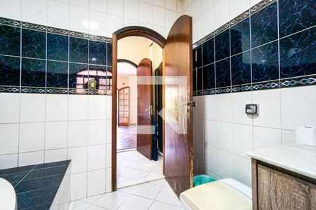 Casa para alugar com 500m², 4 quartos e 7 vagasBanheiro da suíte 01