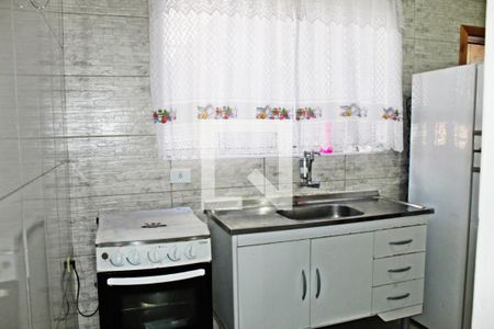 Casa para alugar com 80m², 2 quartos e 2 vagasCozinha