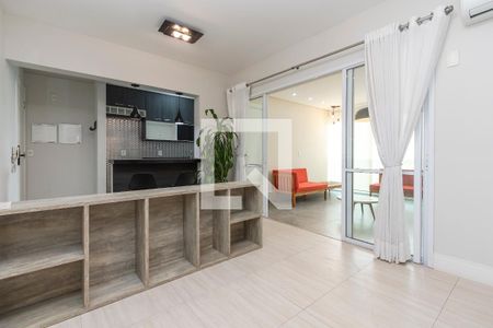 Sala de apartamento para alugar com 2 quartos, 74m² em Jardim Aeroporto, São Paulo