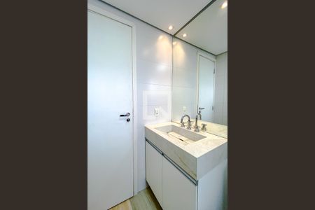 Apartamento à venda com 72m², 2 quartos e 2 vagasBanheiro