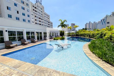 Apartamento à venda com 72m², 2 quartos e 2 vagasÁrea comum - Piscina