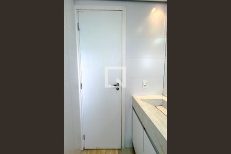 Apartamento à venda com 72m², 2 quartos e 2 vagasBanheiro