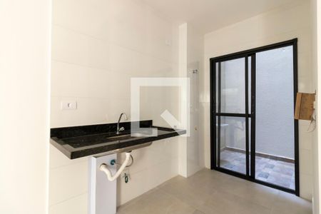 Cozinha de apartamento para alugar com 1 quarto, 42m² em Água Rasa, São Paulo