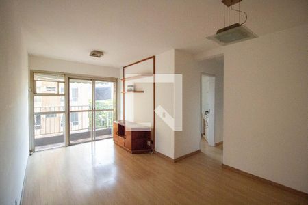 Sala de apartamento para alugar com 3 quartos, 70m² em Grajau, Rio de Janeiro