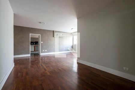 Apartamento para alugar com 130m², 3 quartos e 2 vagas Apartamento para alugar com 130m², 3 quartos e 2 vagasSala