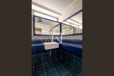 Apartamento para alugar com 130m², 3 quartos e 2 vagas Apartamento para alugar com 130m², 3 quartos e 2 vagasBanheiro