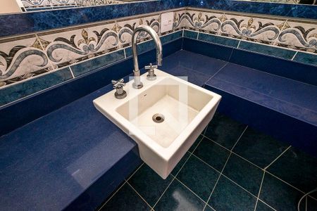 Apartamento para alugar com 130m², 3 quartos e 2 vagas Apartamento para alugar com 130m², 3 quartos e 2 vagasBanheiro