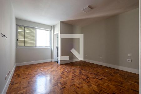 Apartamento para alugar com 130m², 3 quartos e 2 vagas Apartamento para alugar com 130m², 3 quartos e 2 vagasSuíte