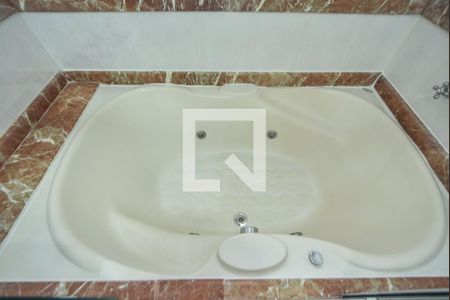 Casa para alugar com 400m², 4 quartos e 6 vagasBanheiro Suíte 02