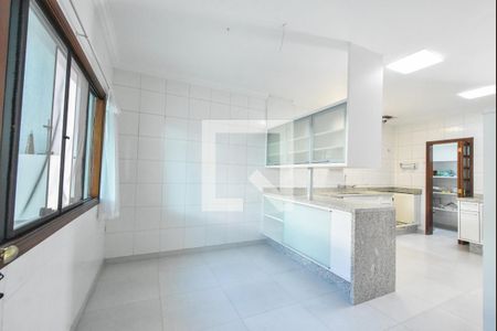 Casa para alugar com 400m², 4 quartos e 6 vagasCopa