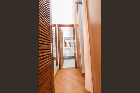 Casa para alugar com 400m², 4 quartos e 6 vagasSuíte 01
