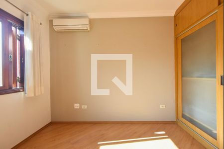 Casa para alugar com 400m², 4 quartos e 6 vagasSuíte 04