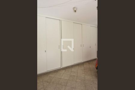 Casa para alugar com 400m², 4 quartos e 6 vagasGaragem 