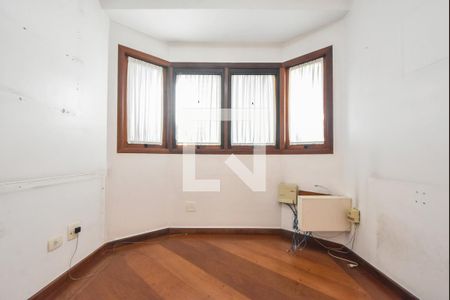 Casa para alugar com 400m², 4 quartos e 6 vagasSala Home Office