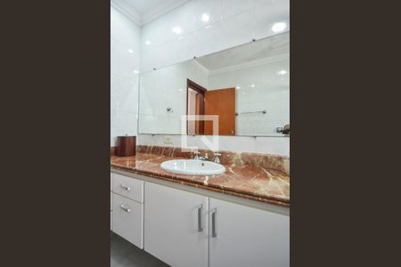 Casa para alugar com 400m², 4 quartos e 6 vagasBanheiro Suíte 02