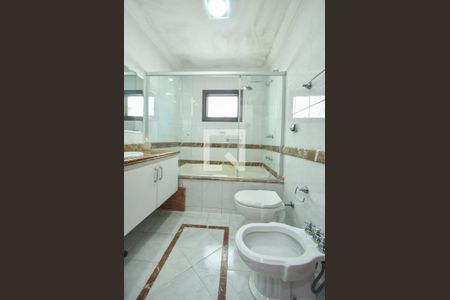 Casa para alugar com 400m², 4 quartos e 6 vagasBanheiro Suíte 02