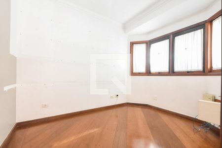 Casa para alugar com 400m², 4 quartos e 6 vagasSala Home Office