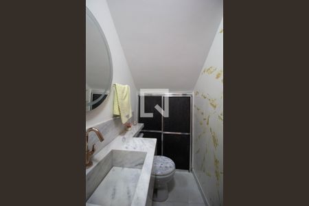 Lavabo de casa à venda com 3 quartos, 75m² em Vila Carmosina, São Paulo