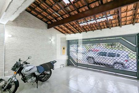 Casa à venda com 147m², 3 quartos e 2 vagasGaragem
