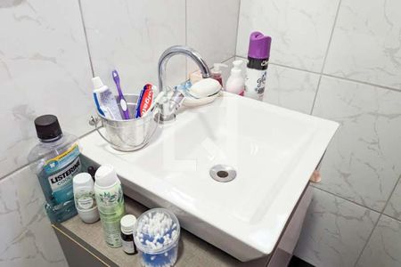 Casa à venda com 147m², 3 quartos e 2 vagasBanheiro da suíte