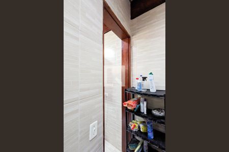 Casa à venda com 147m², 3 quartos e 2 vagasBanheiro de serviço