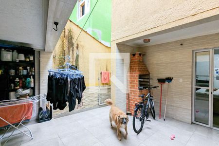 Casa à venda com 147m², 3 quartos e 2 vagasChurrasqueira e quintal