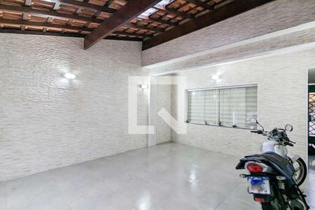 Casa à venda com 147m², 3 quartos e 2 vagasGaragem
