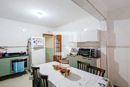 Casa à venda com 147m², 3 quartos e 2 vagasCozinha
