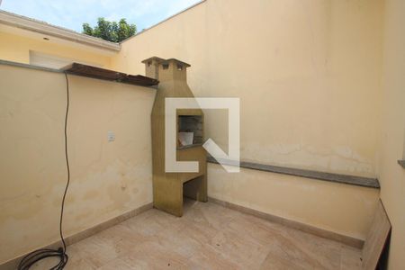 Casa à venda com 73m², 3 quartos e 1 vagaQuintal