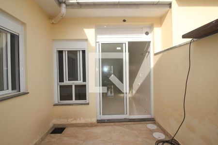 Casa à venda com 73m², 3 quartos e 1 vagaQuintal