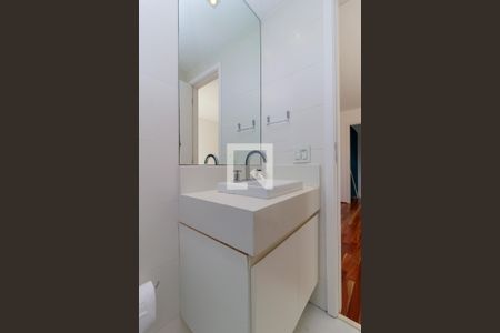 Apartamento à venda com 130m², 2 quartos e 2 vagasSuíte 1 - Banheiro