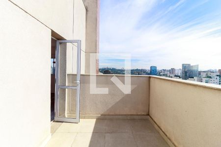Apartamento à venda com 130m², 2 quartos e 2 vagasSuíte 2 - Varanda