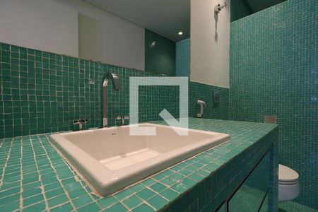 Apartamento à venda com 225m², 3 quartos e 2 vagas Apartamento à venda com 225m², 3 quartos e 2 vagasBanheiro Corredor