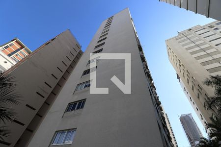 Apartamento à venda com 225m², 3 quartos e 2 vagas Apartamento à venda com 225m², 3 quartos e 2 vagasFachada