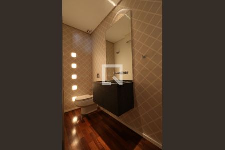 Apartamento à venda com 225m², 3 quartos e 2 vagas Apartamento à venda com 225m², 3 quartos e 2 vagasLavabo