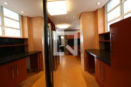 Apartamento à venda com 225m², 3 quartos e 2 vagas Apartamento à venda com 225m², 3 quartos e 2 vagasCozinha